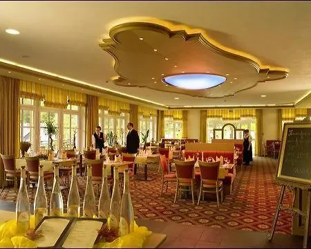 Szálloda Land- Und Tommes Nordenau