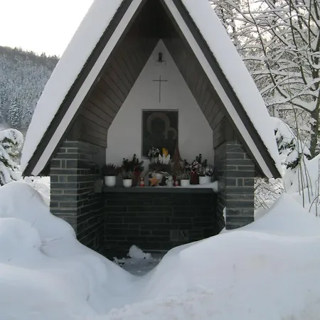 Land- Und Tommes Szálloda Nordenau