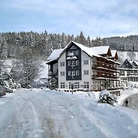 Land- Und Tommes 4* Nordenau