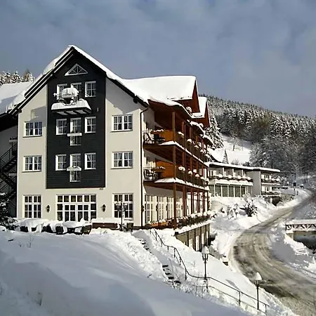 Land- Und Tommes Nordenau