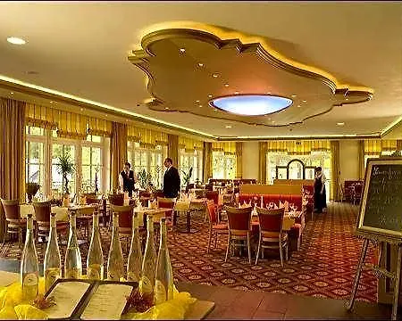 Land- Und Tommes Ξενοδοχείο 4*