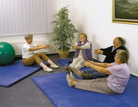 Land- Und Tommes Hotel 4*