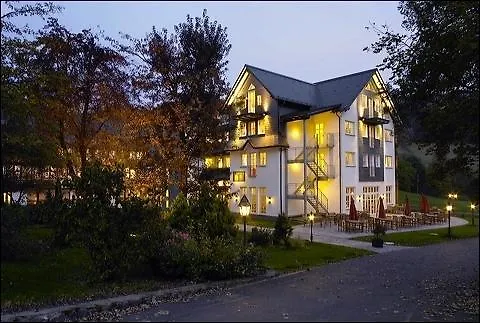 Land- Und Tommes Hotel Nordenau