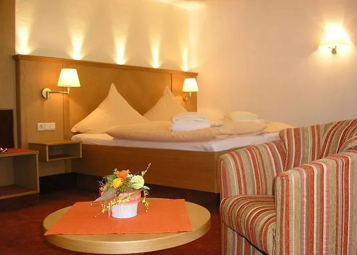 Hotel Land- Und Tommes