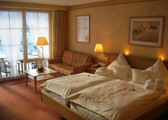 Hotel Land- Und Tommes 4*